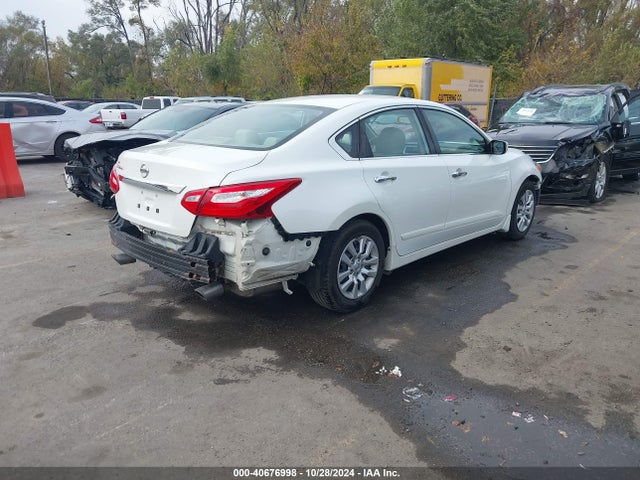 Nissan Altima 2.5 S 2016 1N4AL3AP1GN319497 Image 4