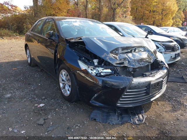 Toyota CAMRY LE 2016 4T4BF1FKXGR533239 Image 1