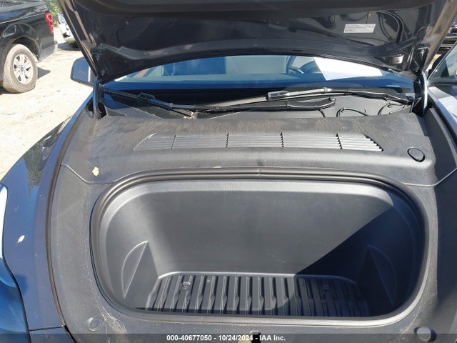 2023 TESLA MODEL Y 7SAYGDED2PF947136 Photo 9