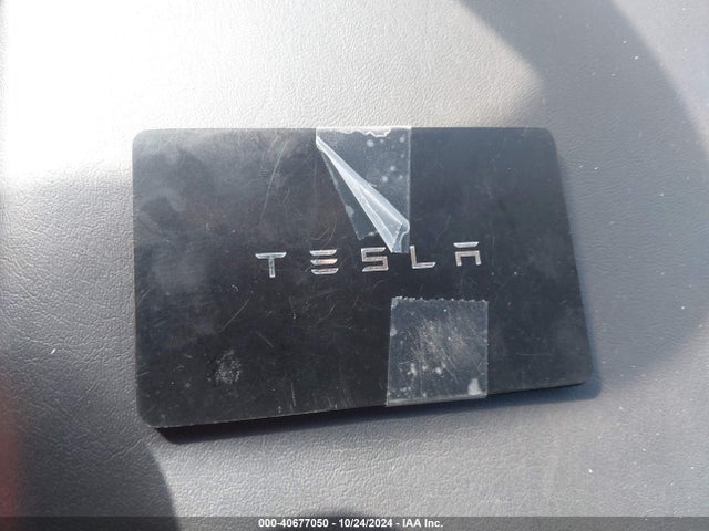 2023 TESLA MODEL Y 7SAYGDED2PF947136 Photo 10