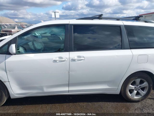 5TDKK3DC7FS586761 Toyota Sienna Le 8 Passenger