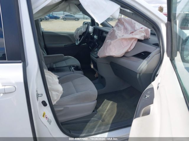 5TDKK3DC7FS586761 Toyota Sienna Le 8 Passenger