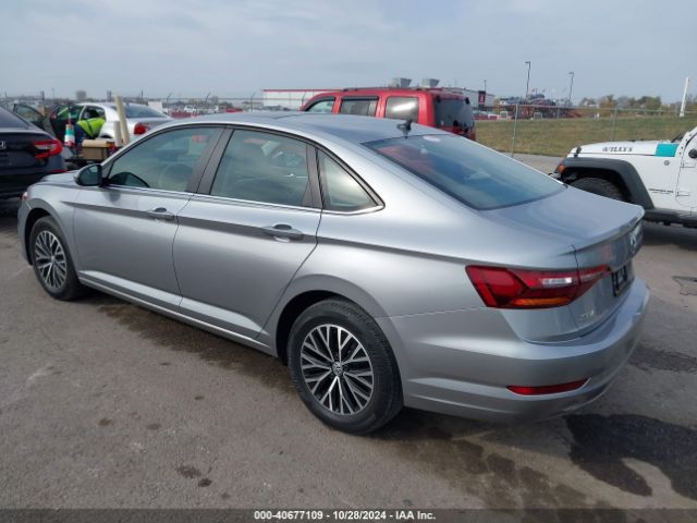 2019 VOLKSWAGEN JETTA 3VWC57BU4KM242276 Photo 2