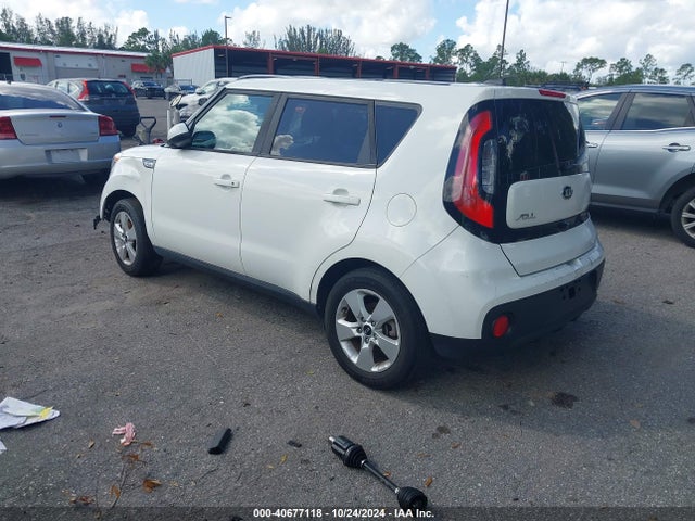 KNDJN2A25K7634268 KIA Soul !