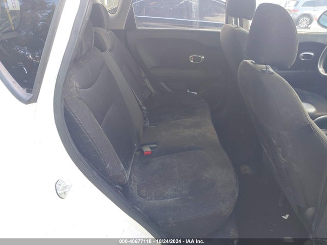 KNDJN2A25K7634268 KIA Soul !