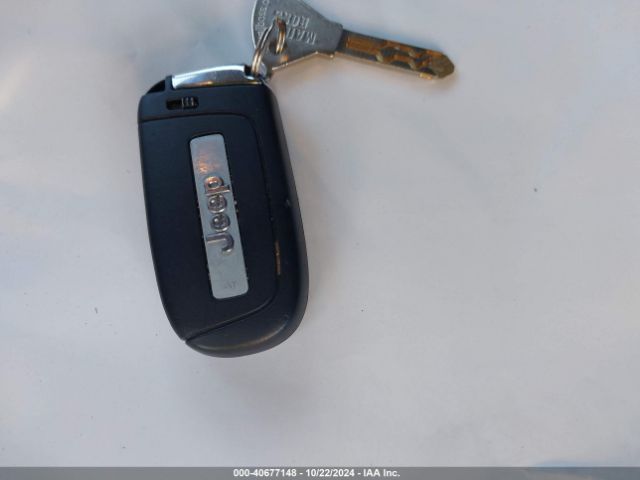 3C4NJDBB9NT104439 Jeep Compass Latitude 4x4