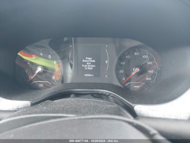 3C4NJDBB9NT104439 Jeep Compass Latitude 4x4