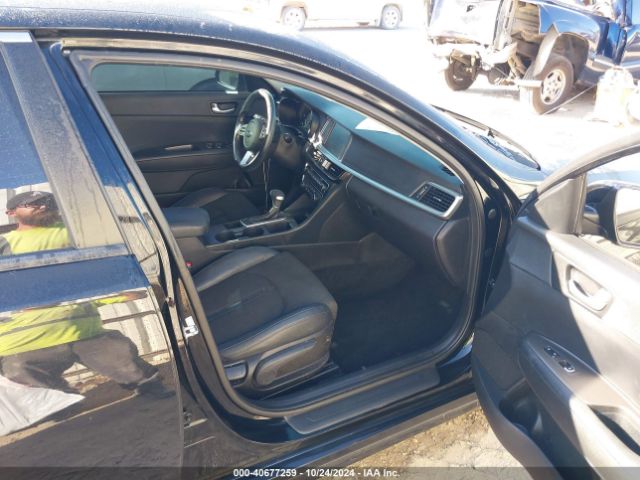 5XXGT4L3XKG359117 KIA Optima S