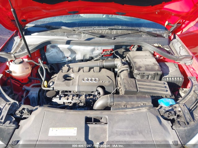 WA1JCCFS4JR010012 Audi Q3 2.0t Premium/2.0t Sport Premium