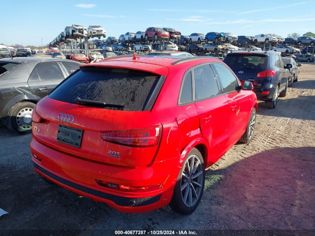 WA1JCCFS4JR010012 Audi Q3 2.0t Premium/2.0t Sport Premium