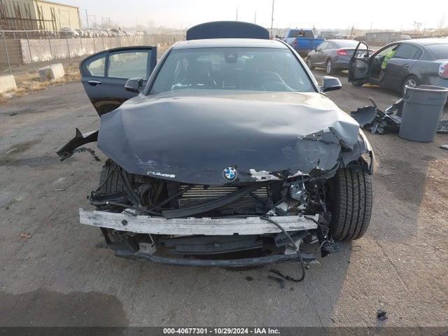 BMW 750i Xdrive 2014 WBAYB6C55ED224840 Image 13