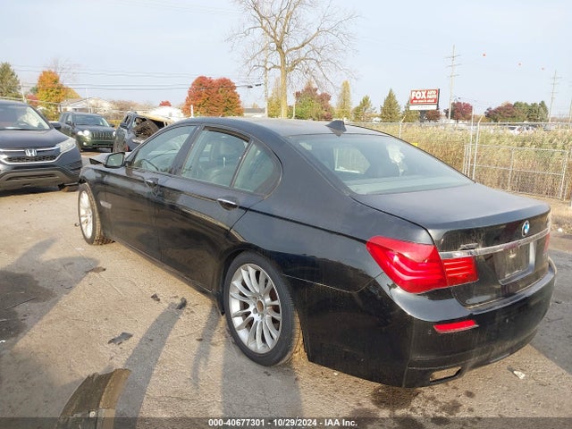 BMW 750i Xdrive 2014 WBAYB6C55ED224840 Image 3