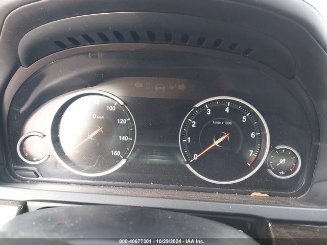 BMW 750i Xdrive 2014 WBAYB6C55ED224840 Image 7