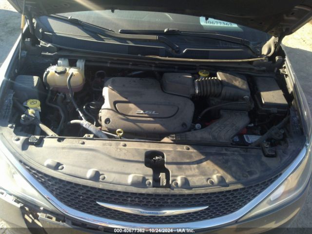 2C4RC1BG5JR247889 Chrysler Pacifica Touring L