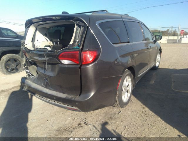 2C4RC1BG5JR247889 Chrysler Pacifica Touring L