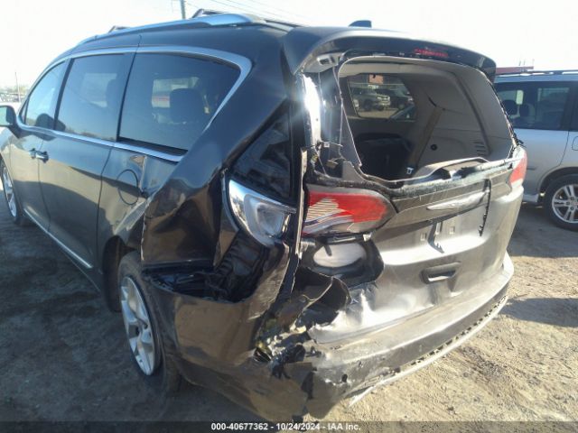 2C4RC1BG5JR247889 Chrysler Pacifica Touring L