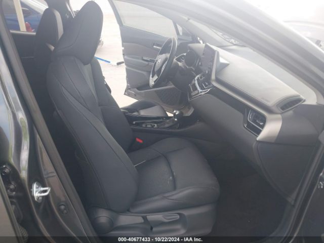 NMTKHMBXXNR145262 Toyota C-hr Limited