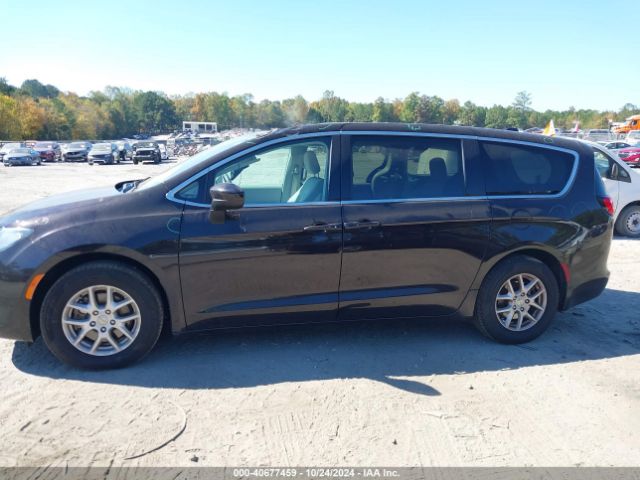 2C4RC1DGXHR587420 Chrysler Pacifica Touring