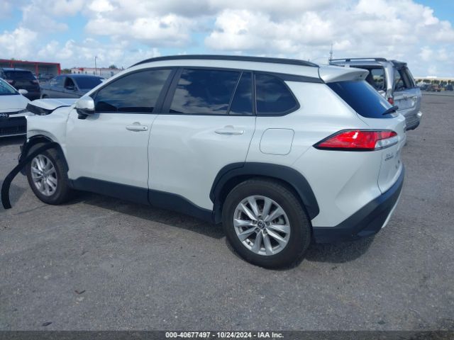7MUCAAAG7NV032210 Toyota Corolla Cross Le