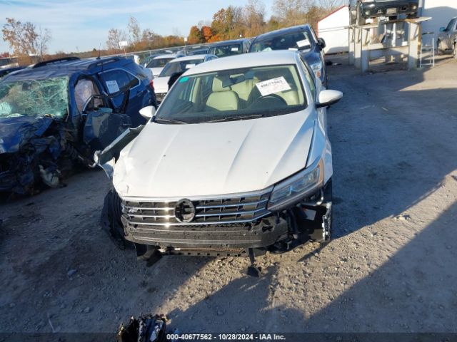 1VWDT7A30HC027913 Volkswagen Passat 1.8t R-line