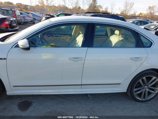 1VWDT7A30HC027913 Volkswagen Passat 1.8t R-line