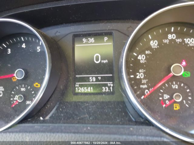 1VWDT7A30HC027913 Volkswagen Passat 1.8t R-line