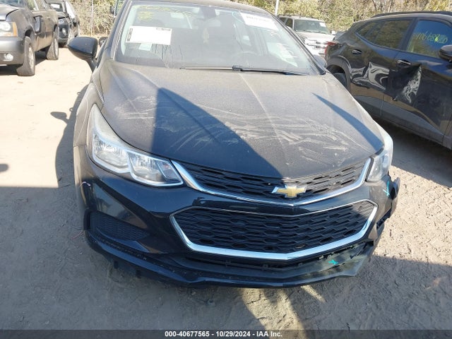 Chevrolet Cruze Ls Auto 2018 1G1BC5SM1J7148902 Image 12