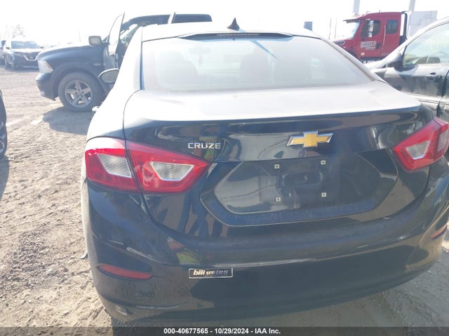 Chevrolet Cruze Ls Auto 2018 1G1BC5SM1J7148902 Image 16