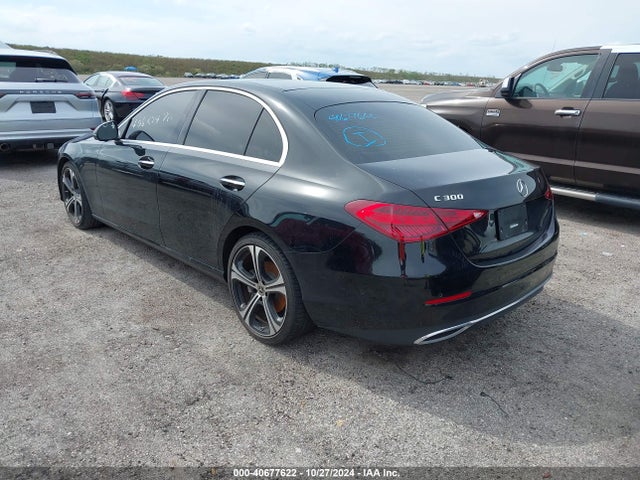 W1KAF4GBXNR042489 Mercedes-Benz C 300 Sedan