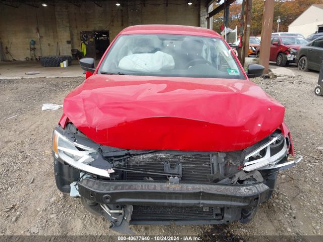 3VW2K7AJXEM305543 Volkswagen Jetta 2.0l S