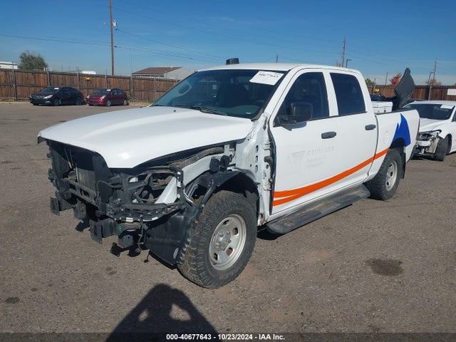 1C6RR7KTXJS288460 RAM 1500 Tradesman  4x4 5'7 Box