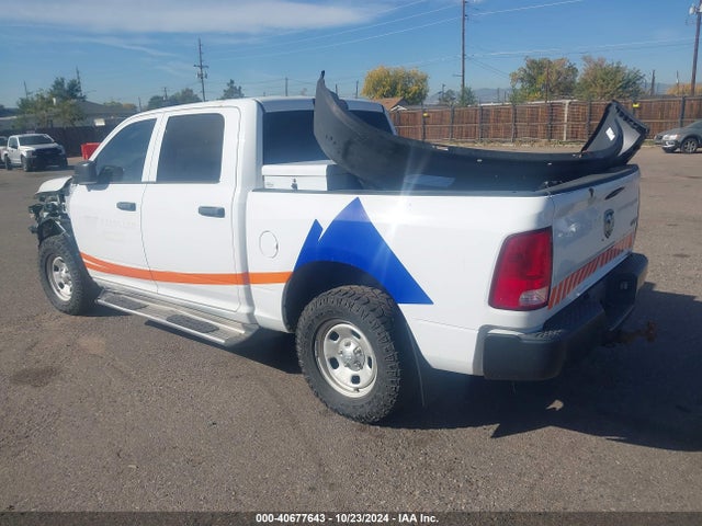 1C6RR7KTXJS288460 RAM 1500 Tradesman  4x4 5'7 Box