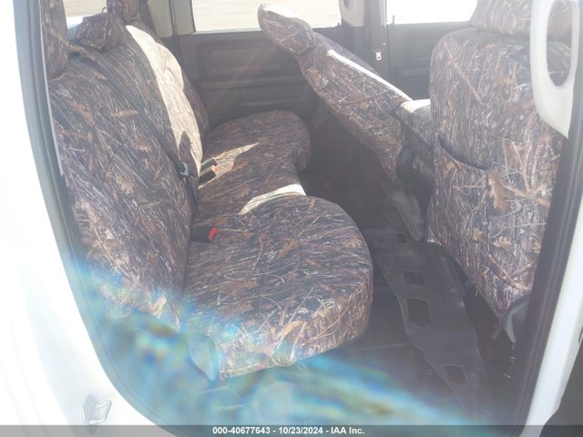 1C6RR7KTXJS288460 RAM 1500 Tradesman  4x4 5'7 Box