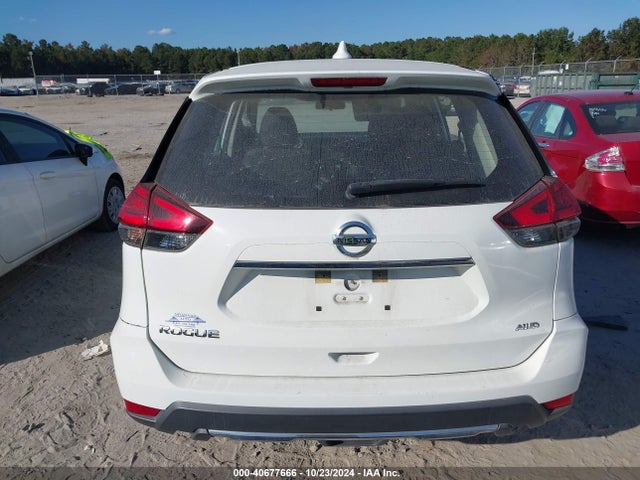 Nissan ROGUE S 2017 KNMAT2MV0HP557393 Image 16