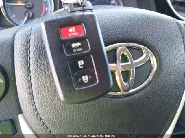 2T1BURHE7HC925829 Toyota Corolla Xle