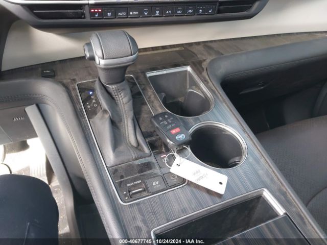 5TDERKEC5MS014263 Toyota Sienna Platinum