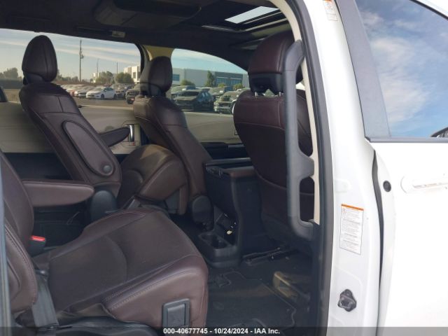 5TDERKEC5MS014263 Toyota Sienna Platinum