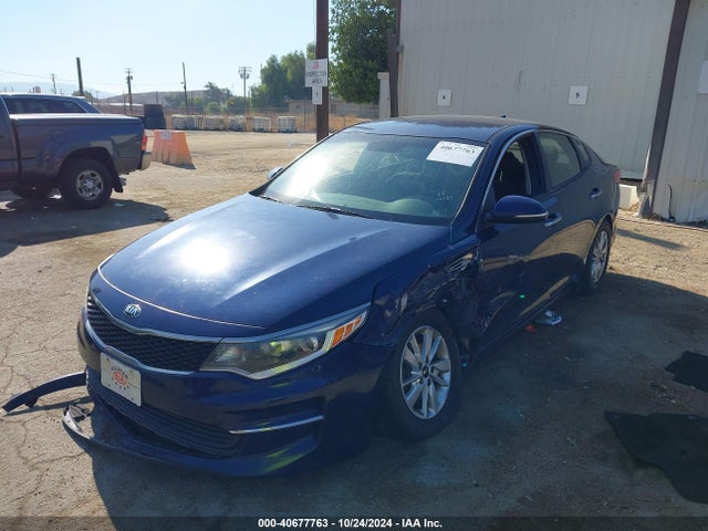 KIA Optima Lx 2018 5XXGT4L36JG211948 Image 2