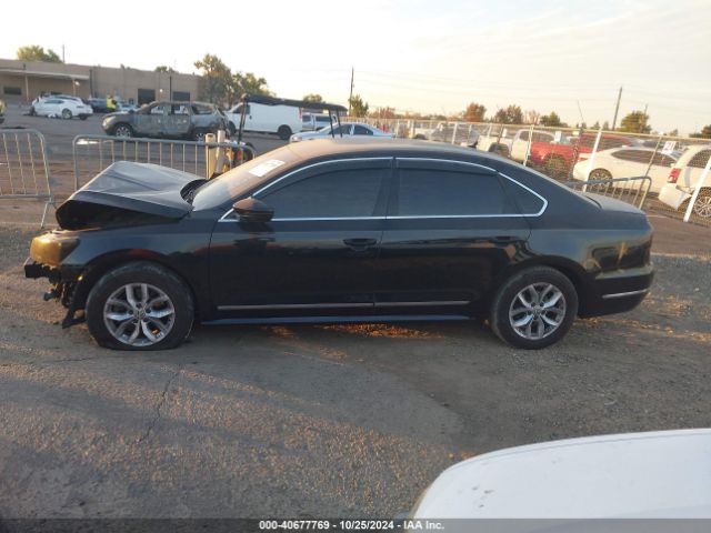 1VWAT7A39HC012393 Volkswagen Passat 1.8t S