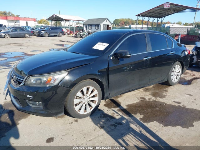 Honda ACCORD EX 2015 1HGCR2F73FA025725 Image 2