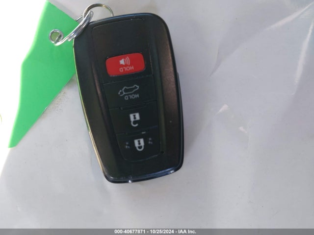 Toyota Rav4 Xle 2019 JTMP1RFV1KD511988 Image 11