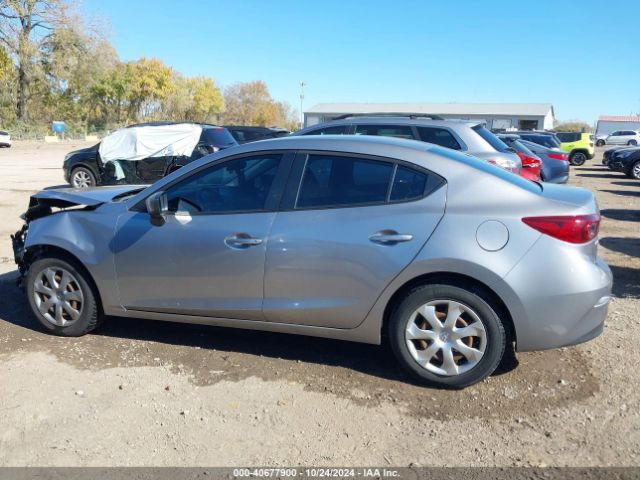 3MZBM1U79FM167843 Mazda Mazda3 I Sport