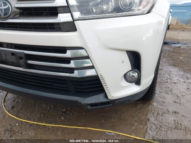 5TDDZRFH6HS450639 Toyota Highlander Limited