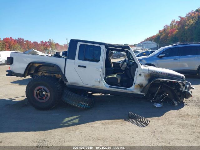 1C6HJTAG3LL109494 Jeep Gladiator Sport S 4x4
