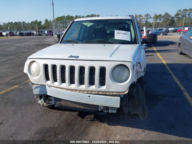 1C4NJRFB1ED858710 Jeep Patriot Latitude