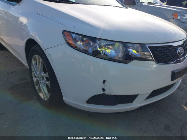Продаж на аукціоні авто 2011 Kia Forte Ex, vin: KNAFU5A24B5437322, номер лоту: 40678021