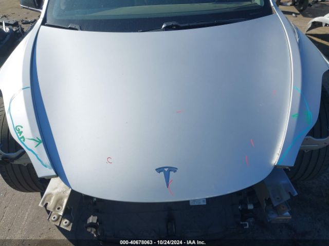 5YJ3E1EA3JF043773 Tesla Model 3 Long Range/mid Range