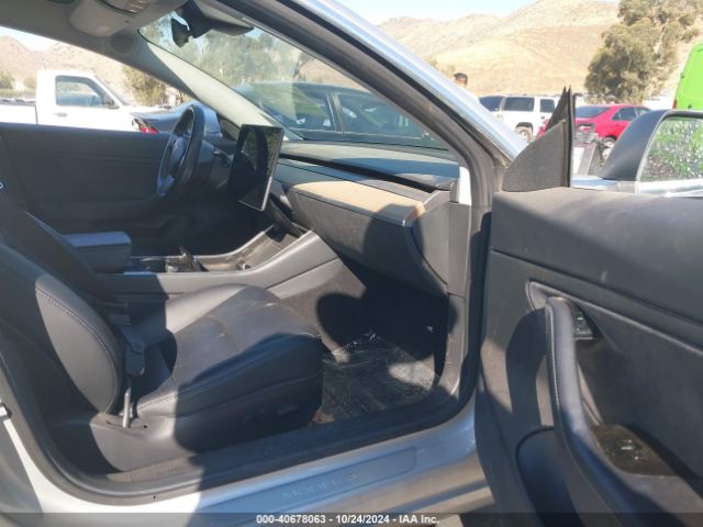 5YJ3E1EA3JF043773 Tesla Model 3 Long Range/mid Range