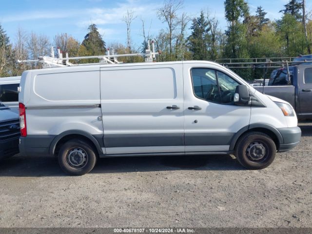 1FTYE1YM1HKA81057 Ford Transit-150