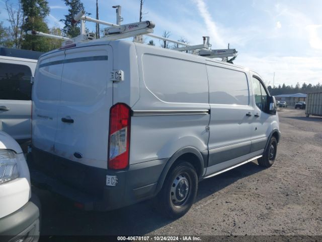1FTYE1YM1HKA81057 Ford Transit-150